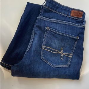 Levi’s- Denizen Stretch Jeans